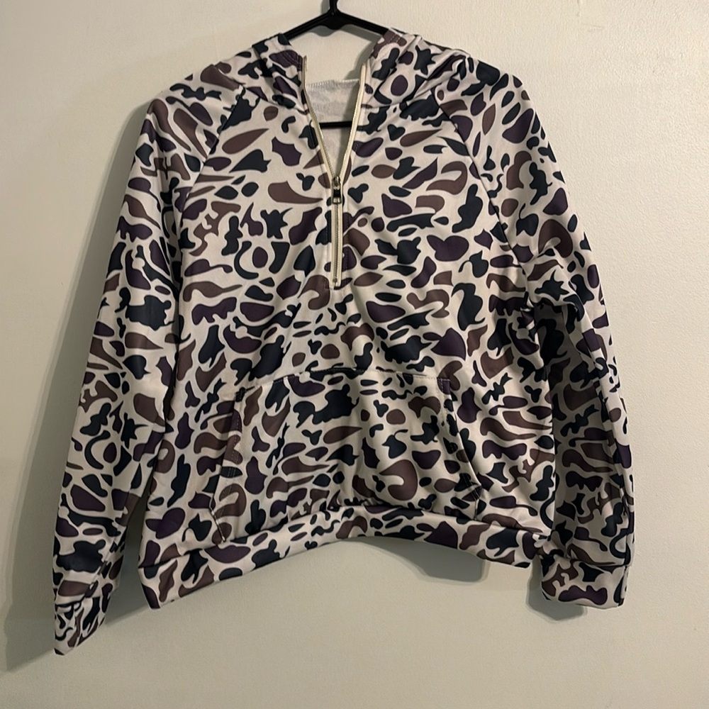 Camo Cropped Zip Up Hoodie